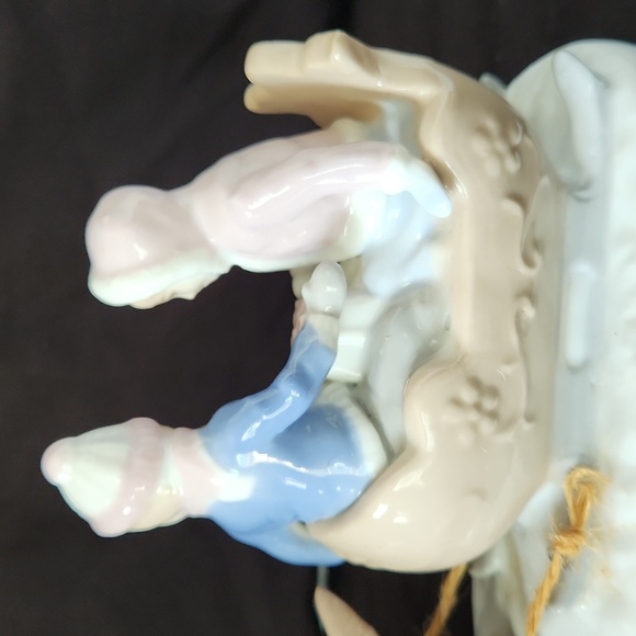 Paul Sebastian Dog Pulling Sled with Girl and boy. - Picture 5 of 8